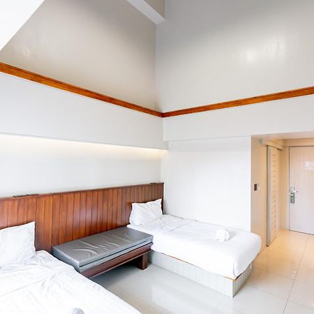 A Room Bangkok Sathorn Экстерьер фото