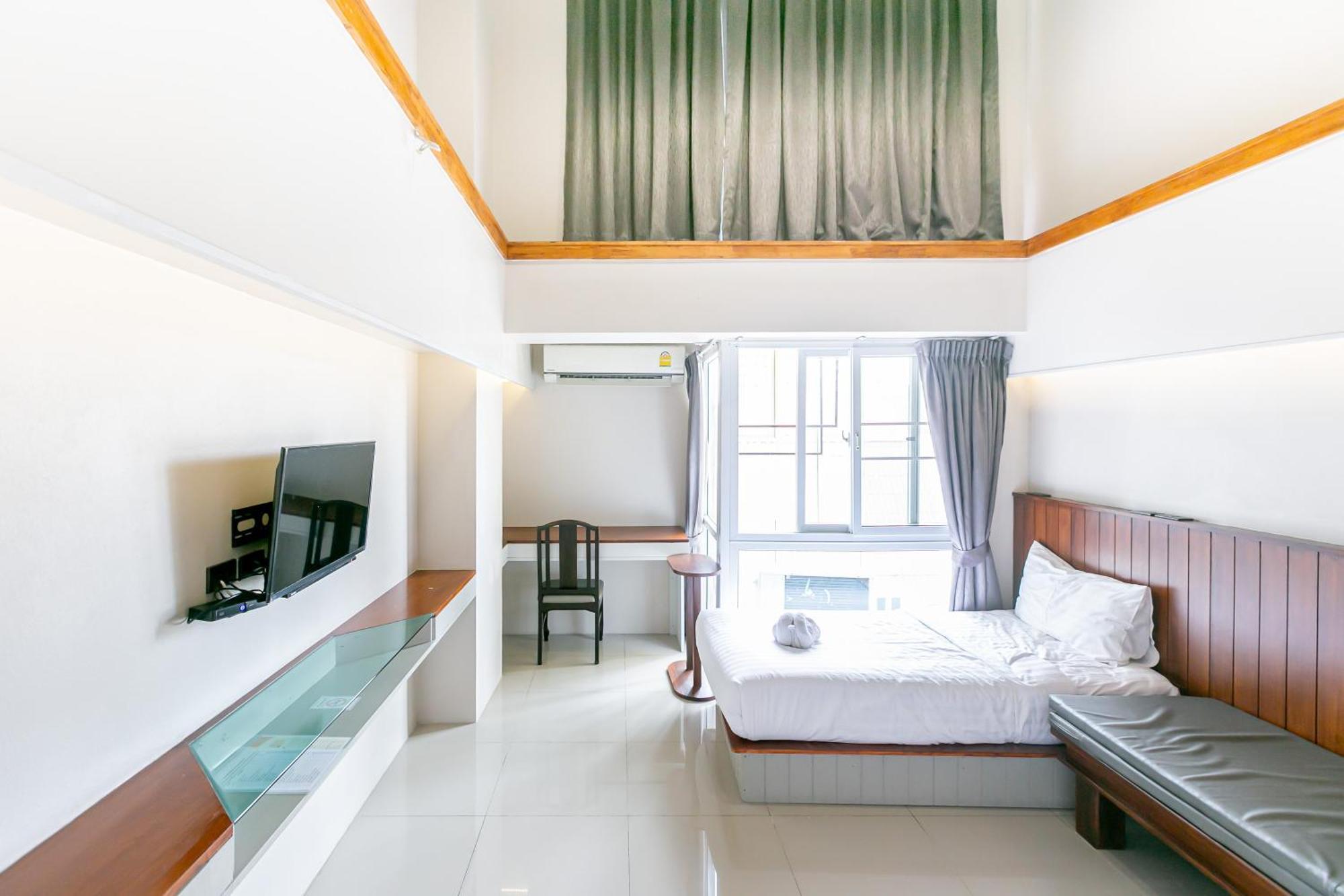 A Room Bangkok Sathorn Экстерьер фото