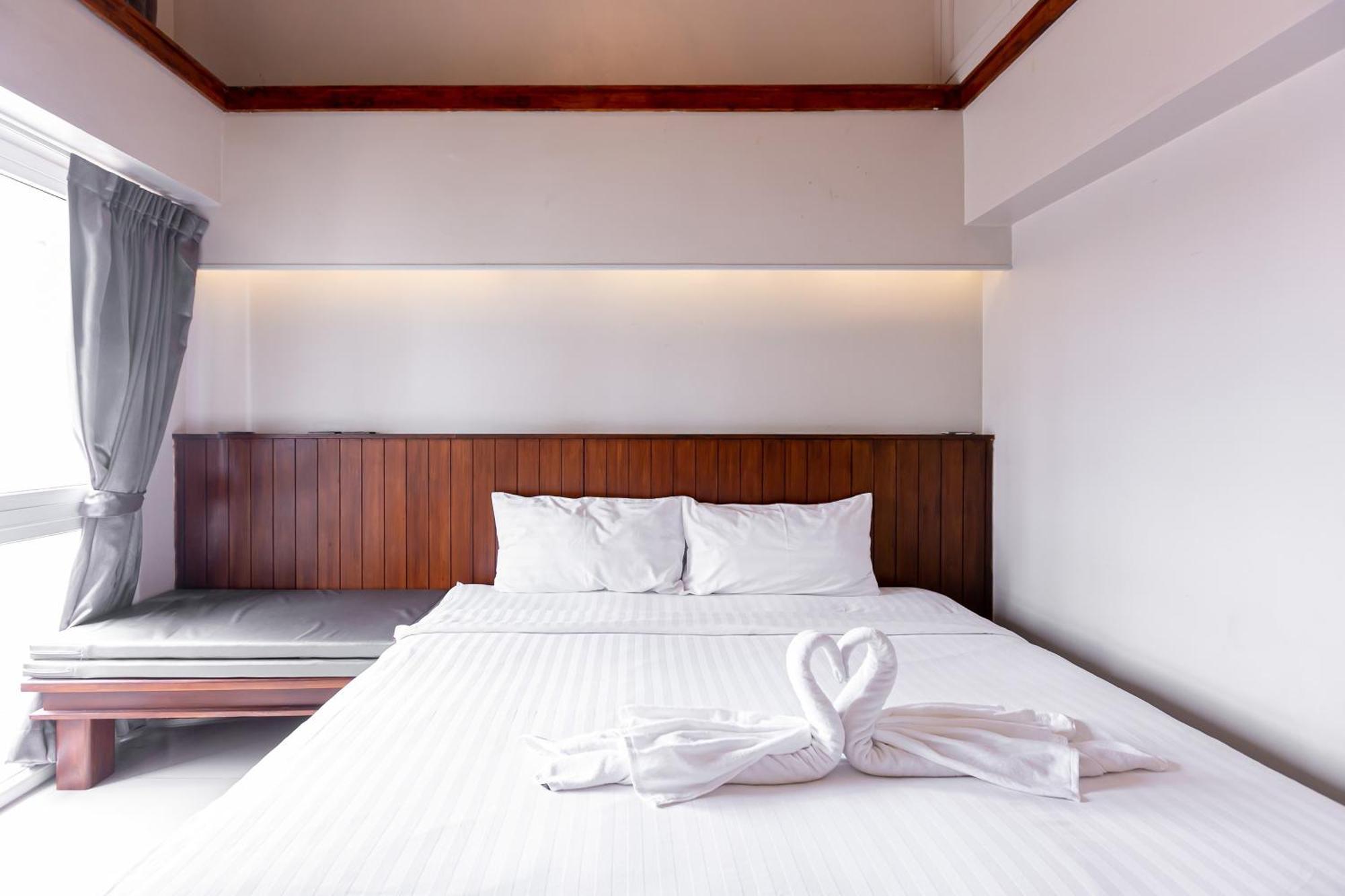 A Room Bangkok Sathorn Экстерьер фото