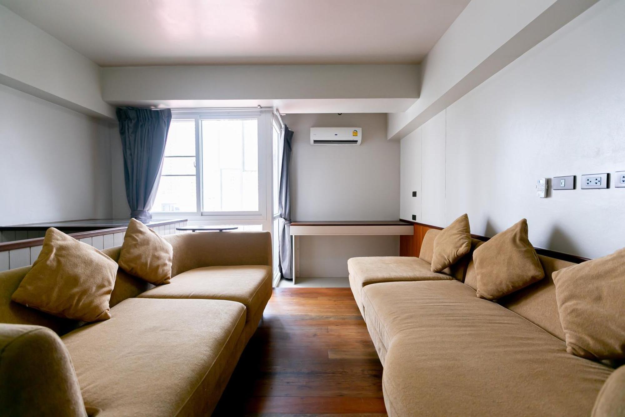 A Room Bangkok Sathorn Экстерьер фото