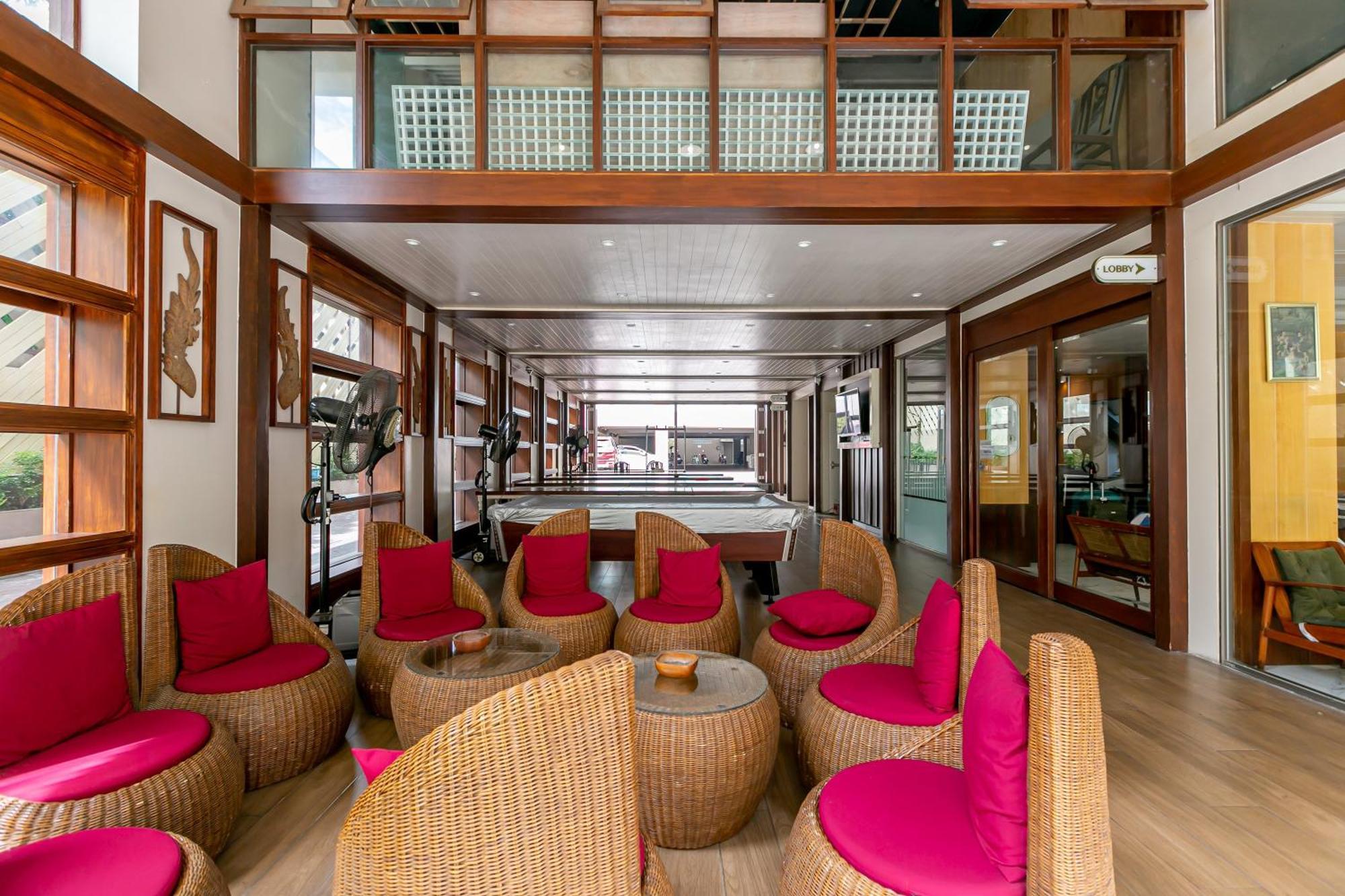 A Room Bangkok Sathorn Экстерьер фото